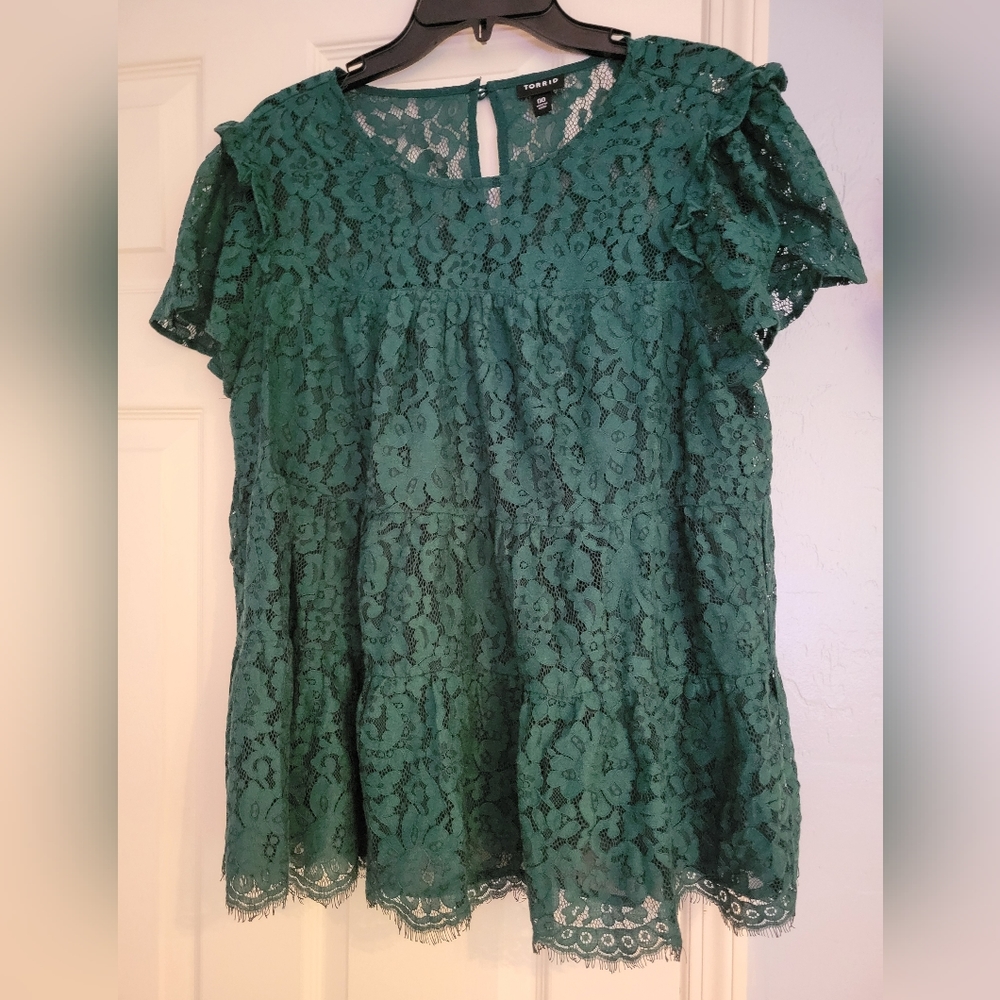 Green lace top